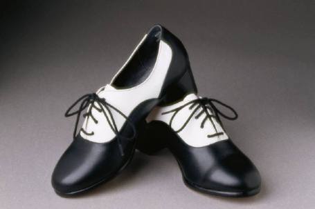 tap shoes